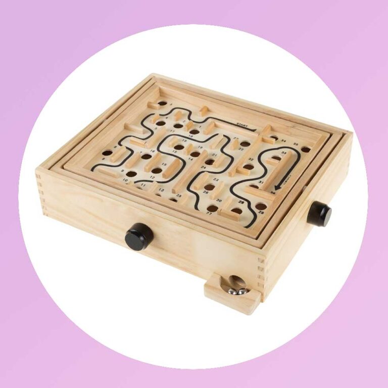 labyrinth wooden maze game